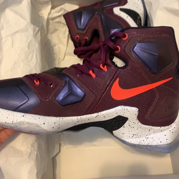 Lebron XIII - Picture 4 of 5
